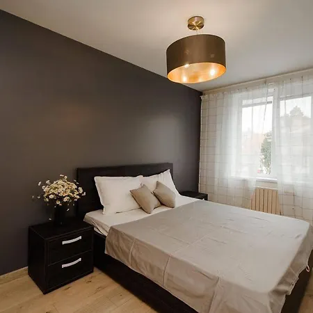 Location! Armeneasca Str *